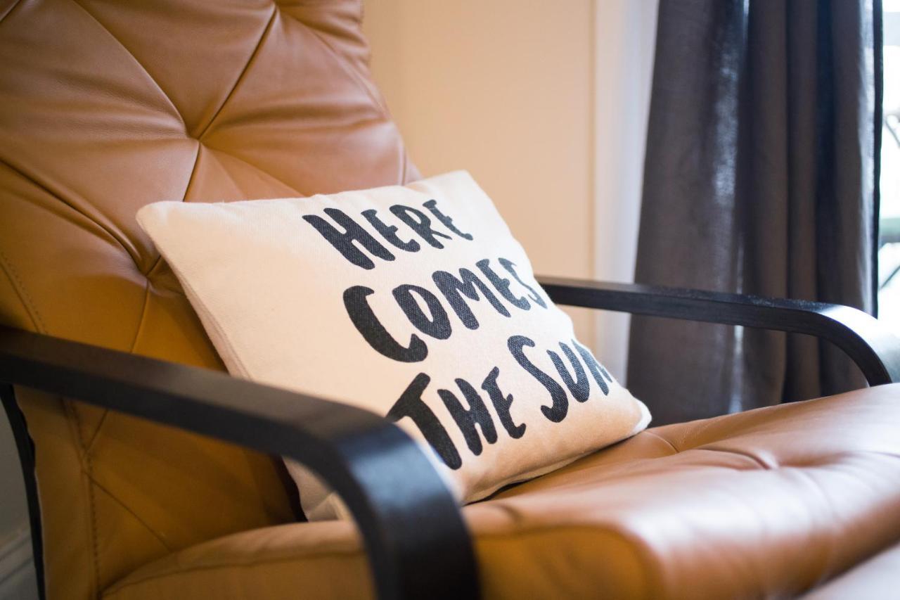 Athena'S Hideaway- Fully Renovated- Absolute Best Location Exteriör bild