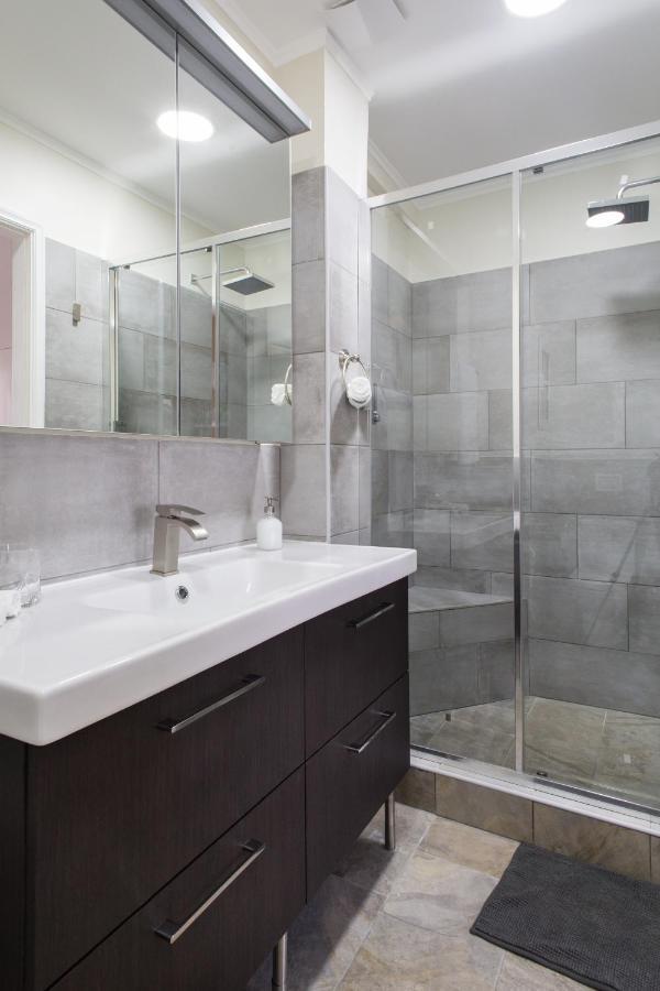 Athena'S Hideaway- Fully Renovated- Absolute Best Location Exteriör bild